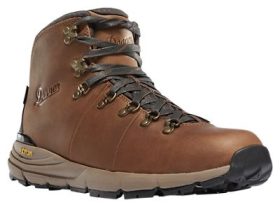 Danner Mountain 600 Waterproof Hiking Boots for Men - Rich Brown - 11M