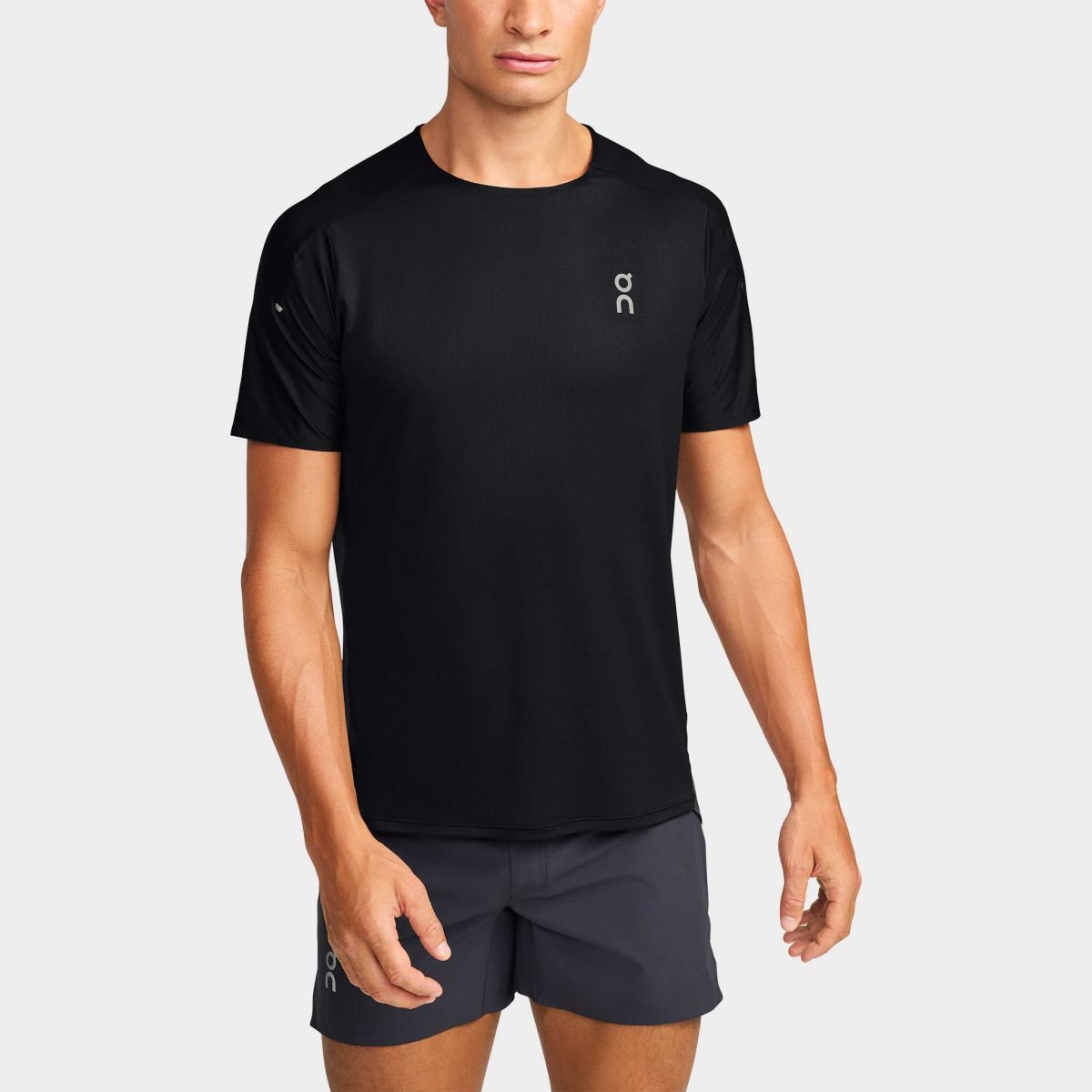 On Performance-T Men's Running Apparel Black/Eclipse