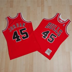 Chicago Bulls Michael Jordan 1994-95 Road 45 Authentic Jersey By Mitchell & Ness - Red - Mens