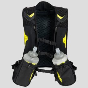 Amphipod PureRun Minimalist Vest 32oz Hydration Packs and Vests