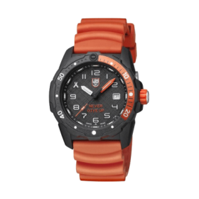 Luminox Bear Grylls Survival Never Give Up Outdoor Watch