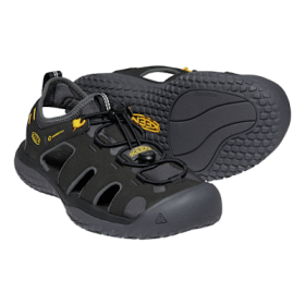 KEEN SOLR Fisherman Sandals for Men - Black/Gold - 10